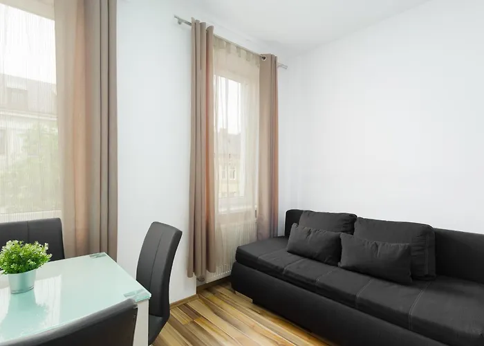 Huglgasse Apartamento *